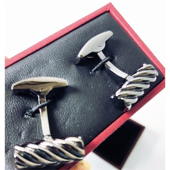 Hickey Freeman Mens Black Metal Twisted Barrel Bullet Black Cuff Links New - Picture 6 of 7